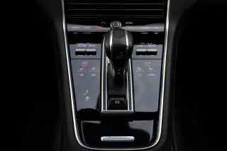 2020 Porsche Panamera GTS