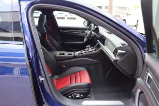 2020 Porsche Panamera GTS