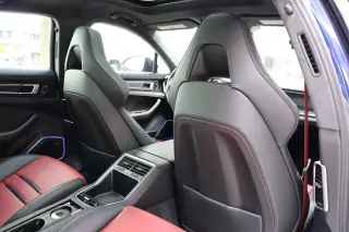 2020 Porsche Panamera GTS