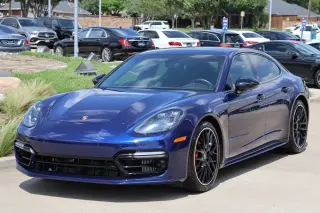 2020 Porsche Panamera GTS
