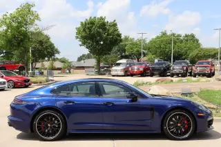 2020 Porsche Panamera GTS