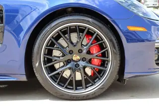 2020 Porsche Panamera GTS