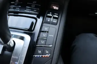 2018 Porsche Cayenne Platinum Edition