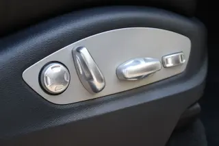 2018 Porsche Cayenne Platinum Edition
