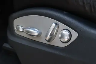 2018 Porsche Cayenne Platinum Edition