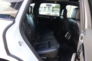 2018 Porsche Cayenne Platinum Edition