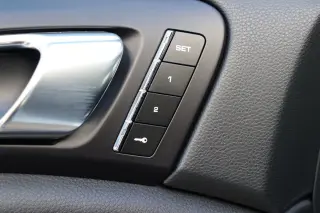 2018 Porsche Cayenne Platinum Edition