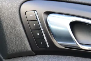 2018 Porsche Cayenne Platinum Edition