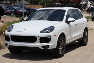 2018 Porsche Cayenne Platinum Edition