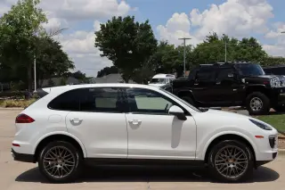 2018 Porsche Cayenne Platinum Edition