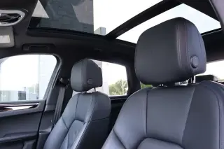 2023 Porsche Macan T