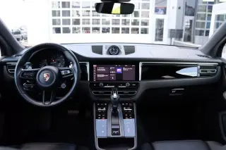 2023 Porsche Macan T