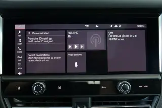 2023 Porsche Macan T