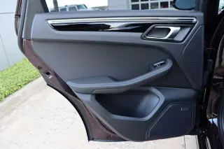 2023 Porsche Macan T
