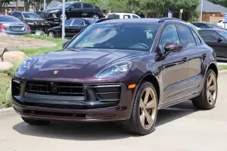 2023 Porsche Macan T