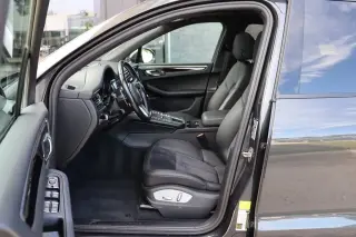 2021 Porsche Macan