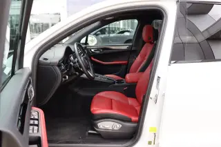 2020 Porsche Macan