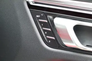 2020 Porsche Macan