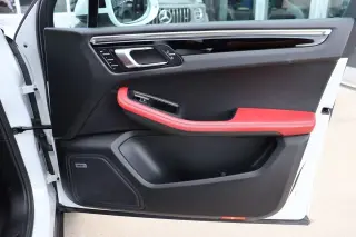 2020 Porsche Macan