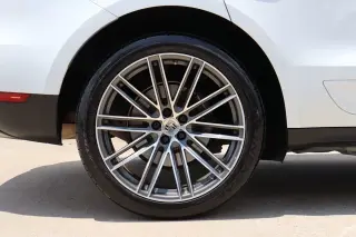 2020 Porsche Macan