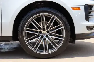 2020 Porsche Macan