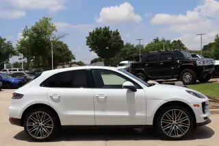 2020 Porsche Macan