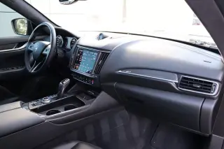 2022 Maserati Levante