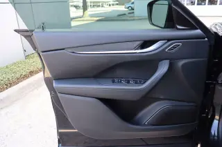 2022 Maserati Levante