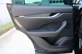 2022 Maserati Levante