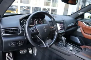 2022 Maserati Levante