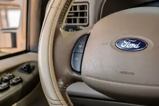 2004 Ford Excursion Eddie Bauer