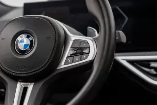 2023 BMW X7 M60i