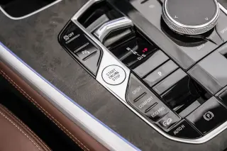 2023 BMW X7 M60i