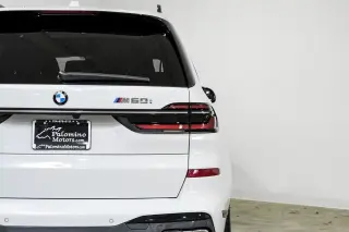 2023 BMW X7 M60i