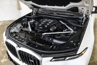 2023 BMW X7 M60i