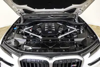 2023 BMW X7 M60i
