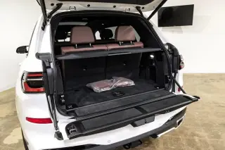 2023 BMW X7 M60i