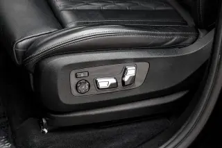 2021 BMW X5 M50i