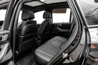 2021 BMW X5 M50i