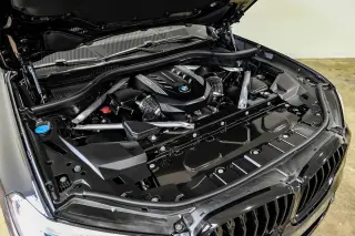 2021 BMW X5 M50i