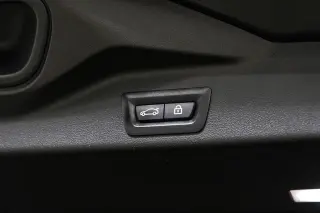 2021 BMW X5 M50i