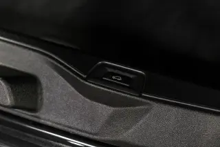 2021 BMW X5 M50i
