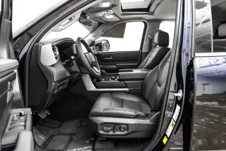 2023 Toyota Sequoia SR5 PREMIUM TRD OFF-ROAD