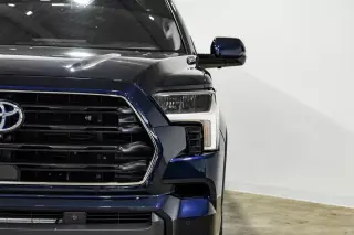 2023 Toyota Sequoia SR5 PREMIUM TRD OFF-ROAD