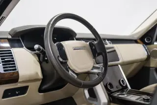 2020 Land Rover Range Rover P525 HSE