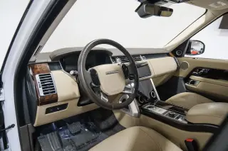 2020 Land Rover Range Rover P525 HSE