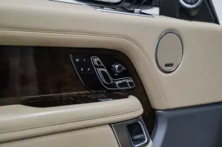 2020 Land Rover Range Rover P525 HSE