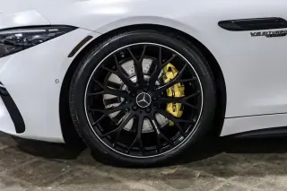 2022 Mercedes-Benz AMG SL 63