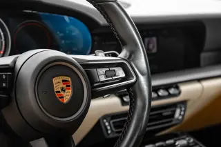 2020 Porsche 911 Carrera