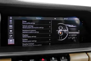 2020 Porsche 911 Carrera